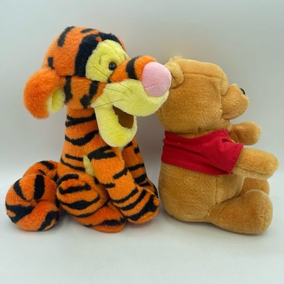Vintage Walt Disney Company Lot Winnie The Pooh& Tigger Plush 10” Curly Tail - Picture 4 of 11
